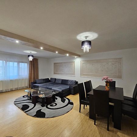 Didi Apartament クラヨーヴァ エクステリア 写真