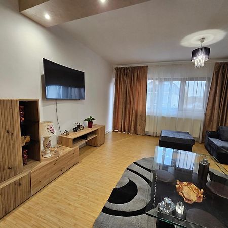 Didi Apartament クラヨーヴァ エクステリア 写真