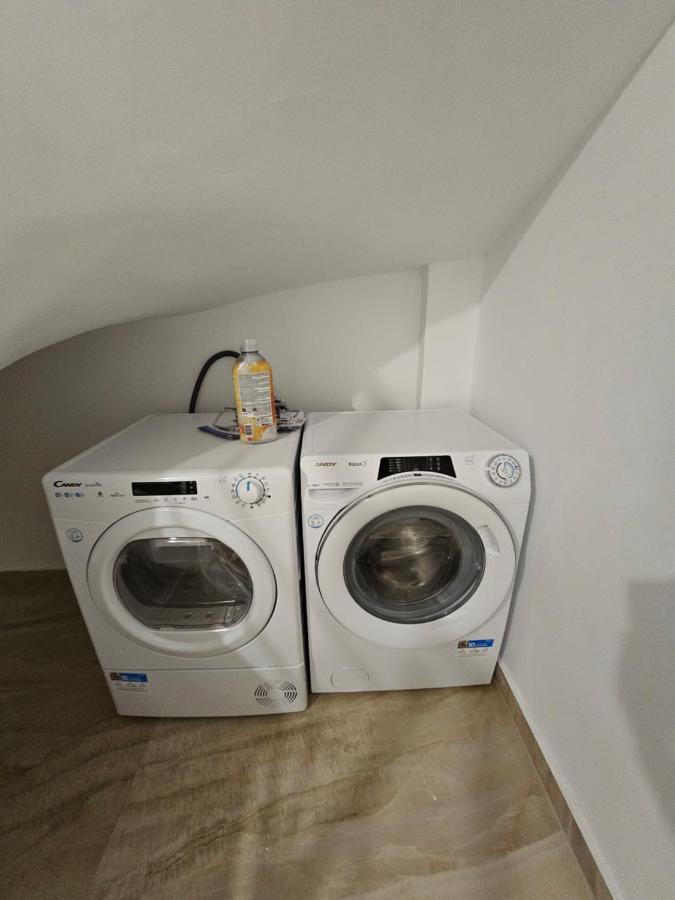 Didi Apartament クラヨーヴァ エクステリア 写真